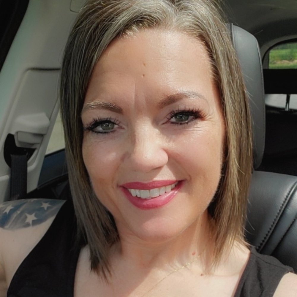 Meet your Posher, Jennifer